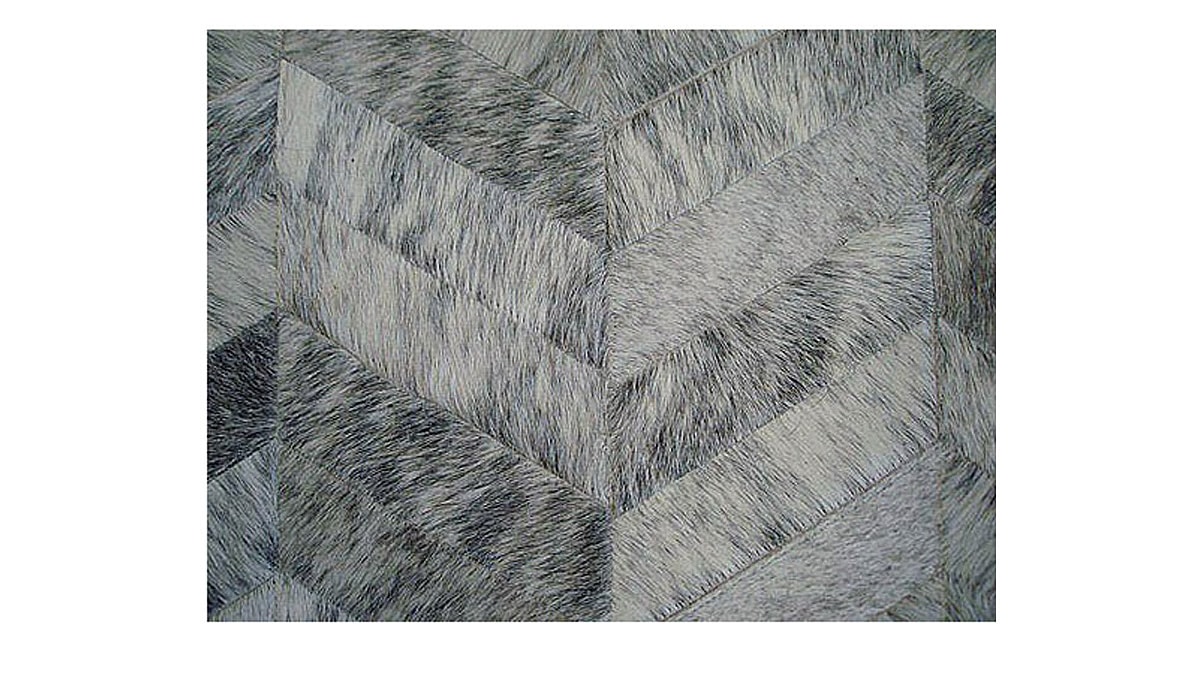 Chevron Cowhide Rug - Grey and White / Herringbone Cowhide Rug - Grey and White - CH10